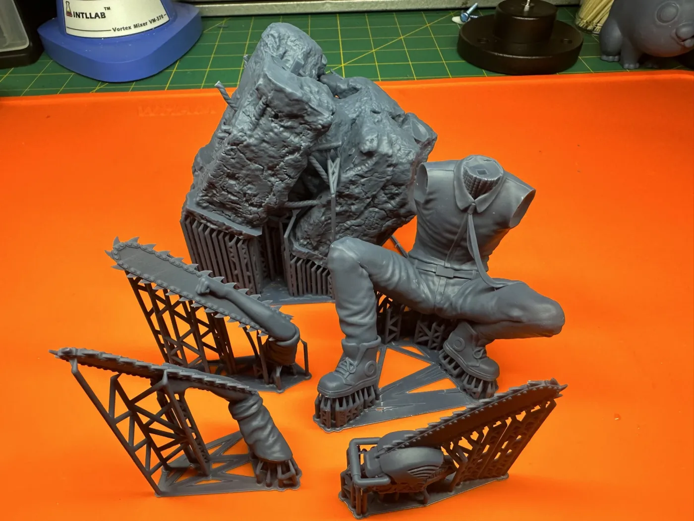Chainsaw Man figure, straight off the plate