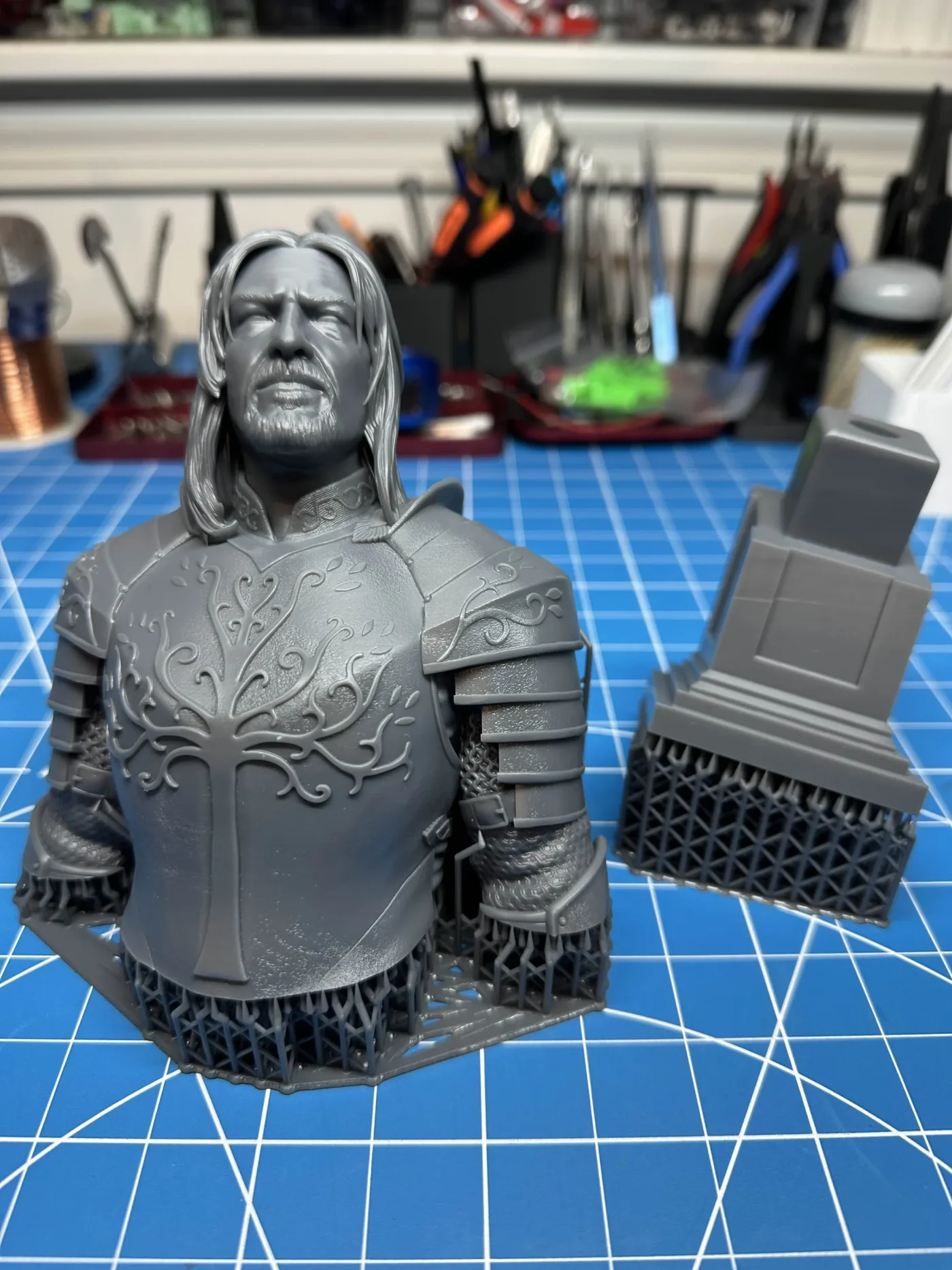 Boromir bust, straight off the plate