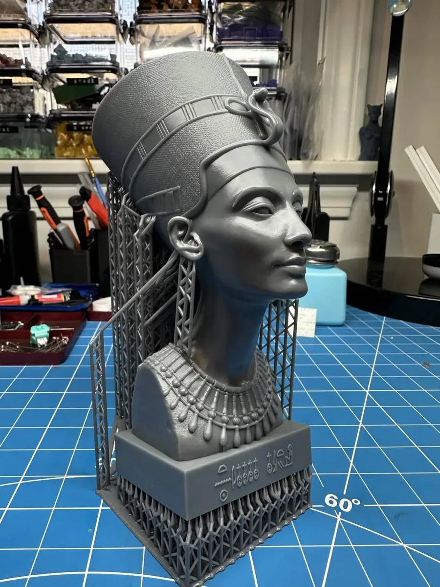 Nefertiti bust, straight off the plate