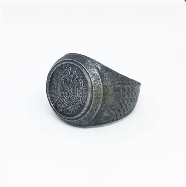 Phestos Ring